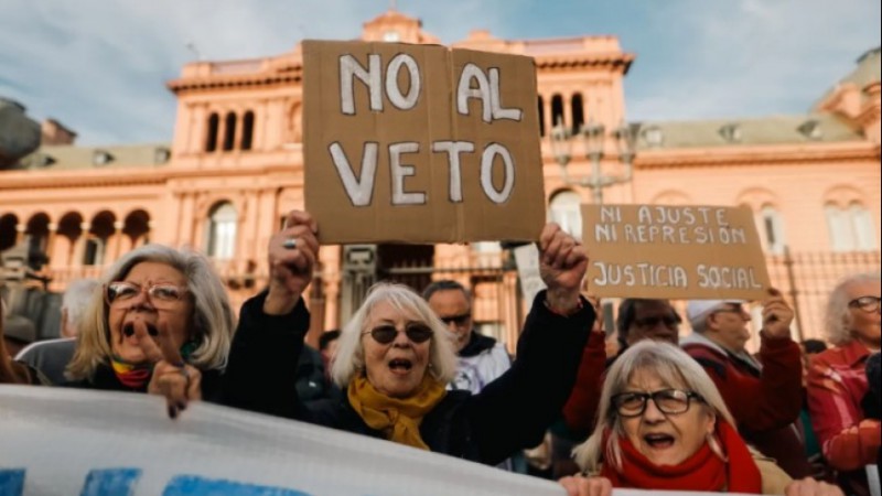 Agrupaciones de jubilados volvern a marchar este mircoles desde Congreso a Plaza de Mayo contra el veto del Gobierno