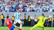 Argentina vs Chile: hora, formaciones y dónde verlo 