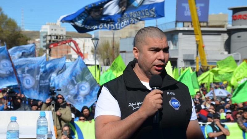 Rafael Genchenen, secretario General del sindicato de Petroleros de Santa Cruz. 