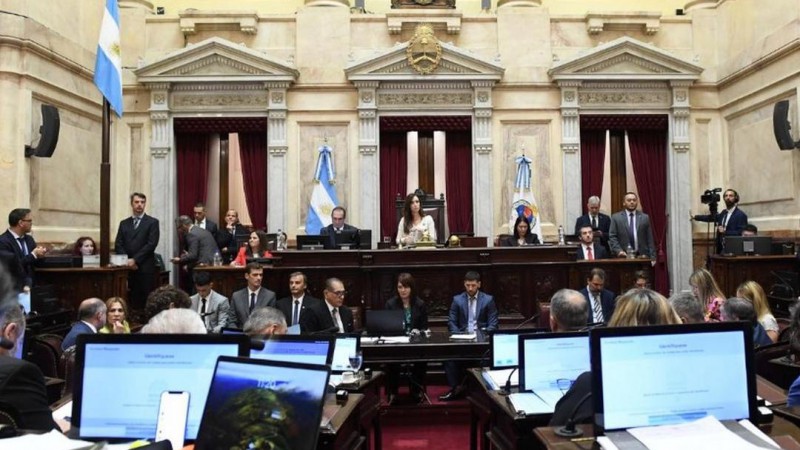 El Senado pospuso tratamiento del DNU que aumenta fondos reservados a la SIDE