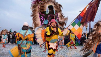 Celebración por el Día de la Primavera en Río Gallegos: desfile de carros y murgas, patio gastronómico y bandas en vivo   