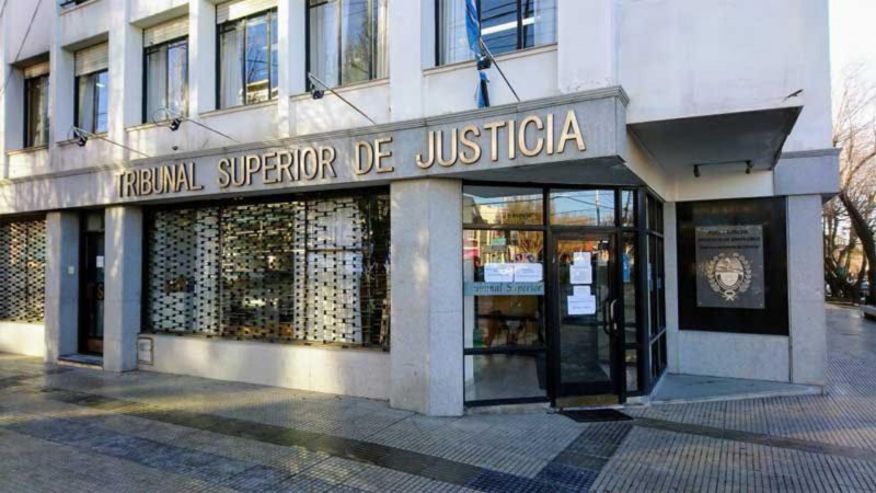 Escndalo en la Justicia de Santa Cruz: un supervisor de violencia de gnero fue denunciado por violencia familiar y piden su apartamiento 