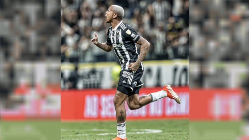 Deyverson festeja uno de sus goles. Fotografa: Agencia Noticias Argentinas / Redes Mineiro.