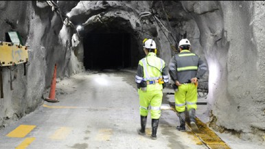 Cambio del régimen laboral a 7x7 para mineros y petroleros: "Las empresas y los gremios están en contra", afirmó un diputado, y dijo que "pueden perderse" puestos laborales 