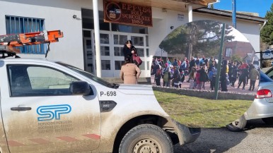 Tuvieron que evacuar una escuela primaria de Santa Cruz por una fuga de gas 