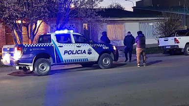 Tres detenidos, entre ellos un funcionario provincial, tras el confuso hecho policial en la tarde de Río Gallegos