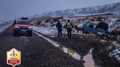 Los bomberos pudieron socorrer a los conductores exitosamente 