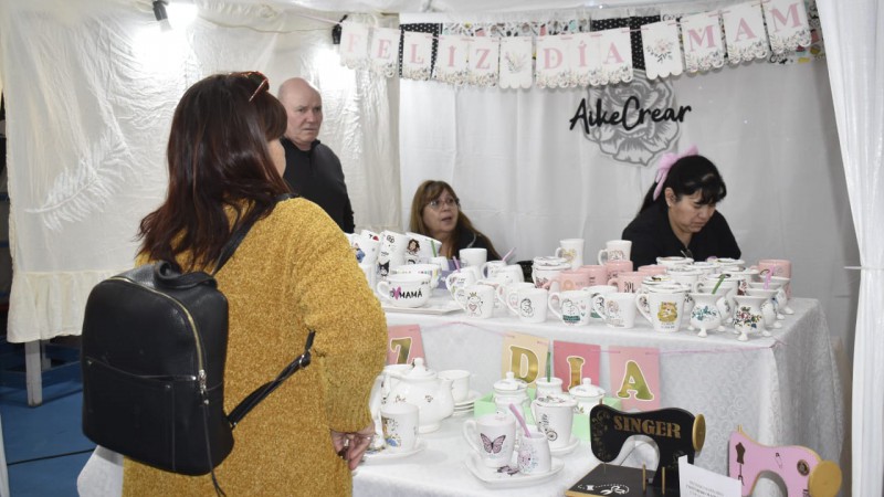 Ms de 40 familias emprendedoras beneficiadas por la Expo Mam de Ro Gallegos