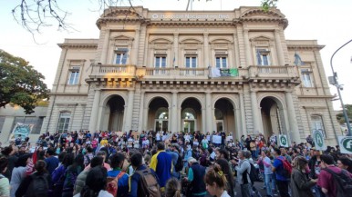 Finalmente el Bonaparte no será cerrado 