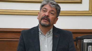 Santa Cruz: a último momento, José Luis Garrido sorprendió y terminó apoyando el veto de Milei al financiamiento universitario   