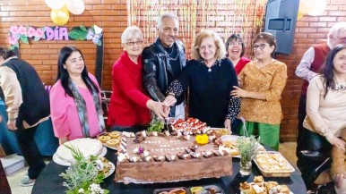 Soloaga compartió el agasajo a jubilados 