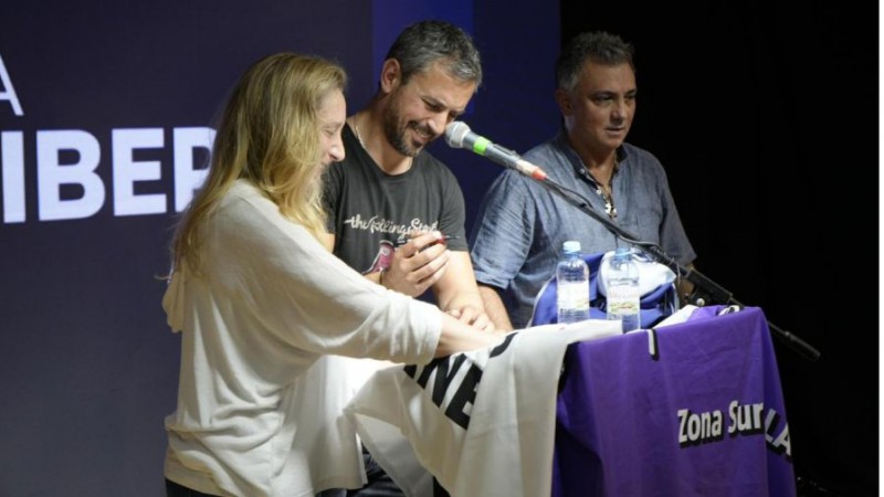 "No tenemos miedo" Karina Milei llam a "terminar con la casta" en un acto rodeado de protestas en La Plata 