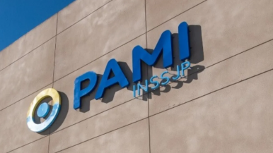 PAMI entrega una ayuda económica a qué jubilados les corresponde