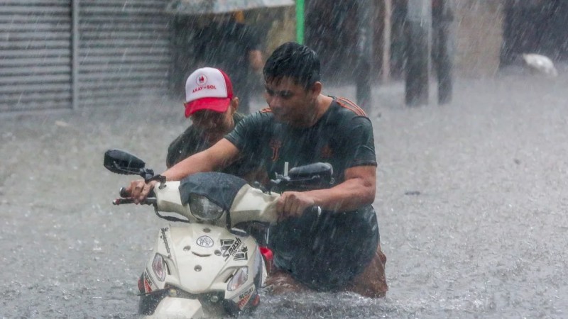 Las calles de San Pablo, colapsadas por el temporal.Fotografa Xinhua.