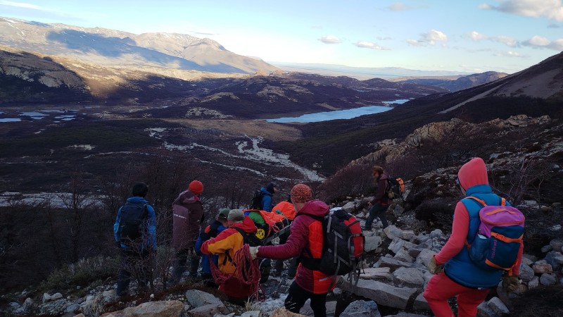 Rescataron y asistieron a una turista que cay en la montaa en El Chaltn