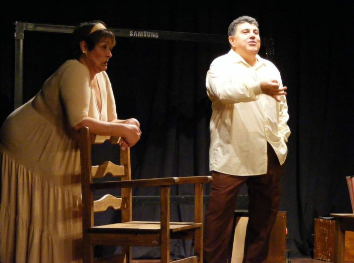 Se presenta "Una de pelcula" en el teatro municipal