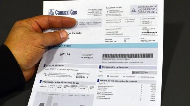 Casi un millón y medio de hogares podrían perder los subsidios de gas y luz por no registrarse: cómo inscribirse  