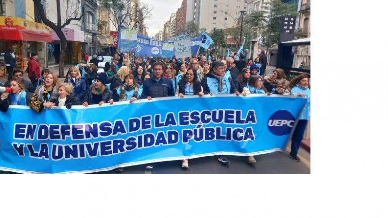 Docentes universitarios lanzaron un paro nacional de una semana desde el prximo lunes