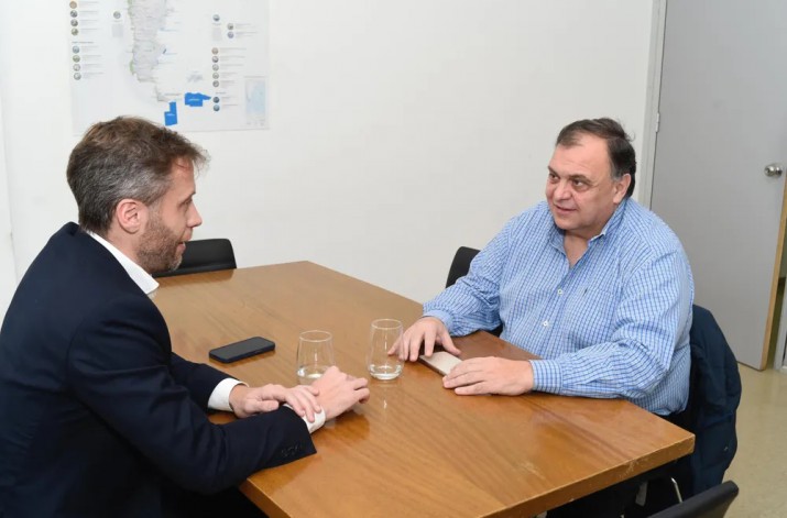 Javier Belloni y el presidente de la Administracin de Parques Nacionales (APN), Cristian Larsen.