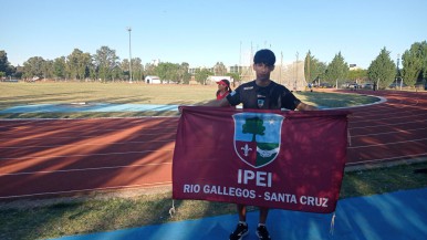 El atleta de Río Gallegos, Agustín Casanova compitió en el Nacional de Atletismo U 16