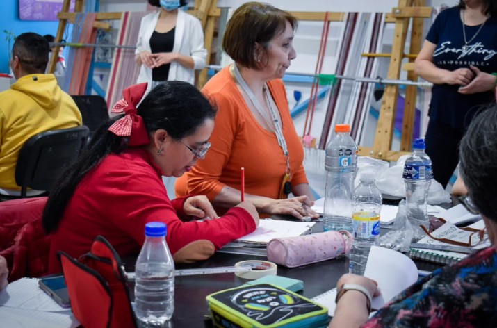 Gran participacin en el Seminario "Retrato de Mujer"