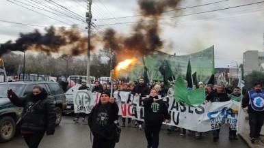 Comenzó el paro de ATE en Santa Cruz y mañana habrá una marcha 