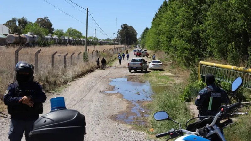 Encontraron un cuerpo dentro de un auto incendiado en una provincia patagnica  