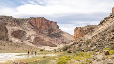 El Tercer Encuentro de Senderismo inaugura el acceso al Cañadón Caracoles