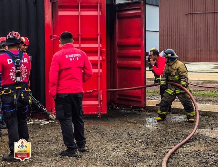 Bomberos de Santa Cruz se capacitaron en "Curso Interprovincial de Incendio, Rescate y Salvamento "