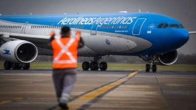 El Gobierno nacional busca privatizar la Aerolínea estatal 