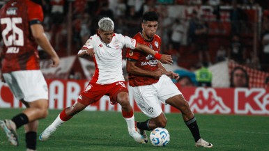 Huracán no pudo ganar y acercarse a Vélez 