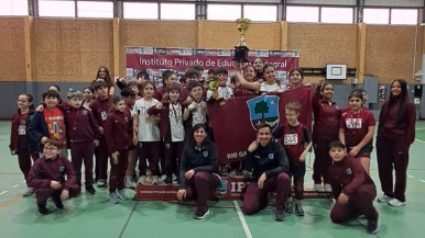 Todo lo que dejó el cuarto Torneo de Atletismo "33° Aniversario del IPEI"