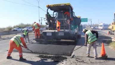 Trabajadores de Vialidad reclaman contra el ajuste al organismo 