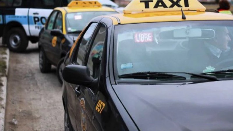 Taxis en Ro Gallegos: la enorme cada en sus trabajos por Uber e ilegales y la reforma que reclaman al Concejo Deliberante