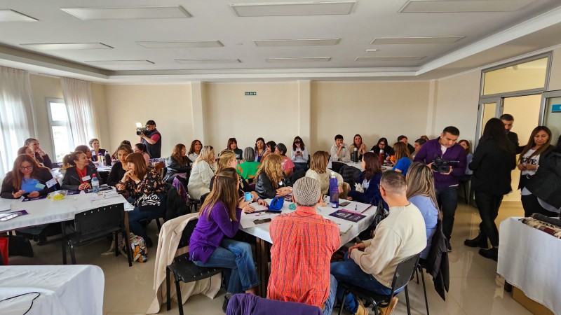 Realizan el primer encuentro provincial de directores de escuelas de Educacin Especial de Santa Cruz 