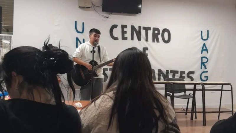 Estudiantes de la UNPA realizarn festivales en Defensa de la Educacin en Ro Gallegos y Caleta Olivia  este fin de semana