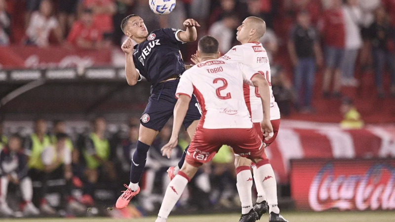 Huracn venci por la mnima a Independiente.