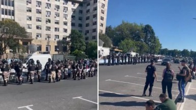 Fuerte custodia policial, doble vallado y "clase pública" a la espera del fallo de Casación