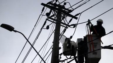 Se cortaría la luz cuatro días seguidos en seis localidades, entre ellas Río Gallegos: qué informó Servicios Públicos  