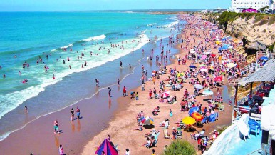 Verano 2025 en Las Grutas: cuanto saldrá vacacionar en la playa