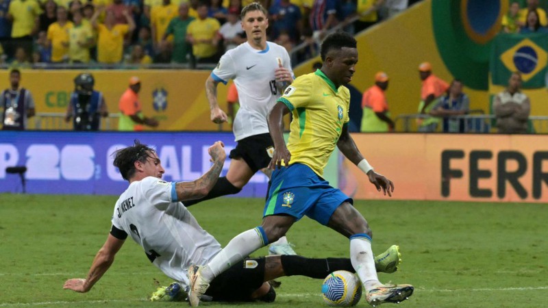 Eliminatorias: Brasil y Uruguay igualaron 1-1 en un duelo picante