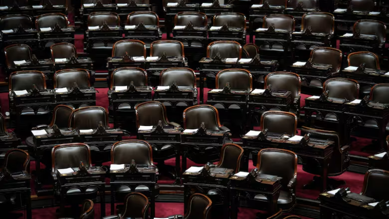 Quines fueron los diputados que se negaron a dar quorum para debatir el proyecto de "ficha limpia" y los argumentos que dieron