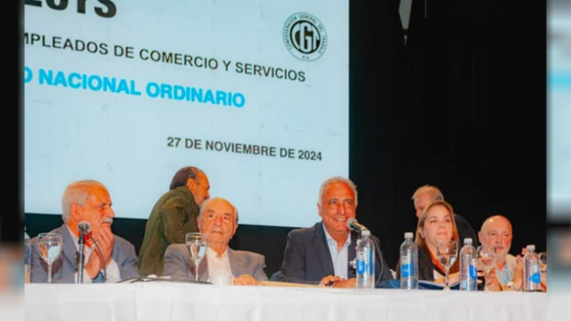 Cavalieri en el congreso de los empleados de comercio.