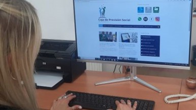 La Caja de Previsión Social informa a jubilados sobre los trámites que pueden hacerse online