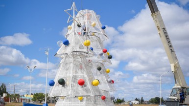 El Municipio trabaja en la instalación del tradicional Arbolito 