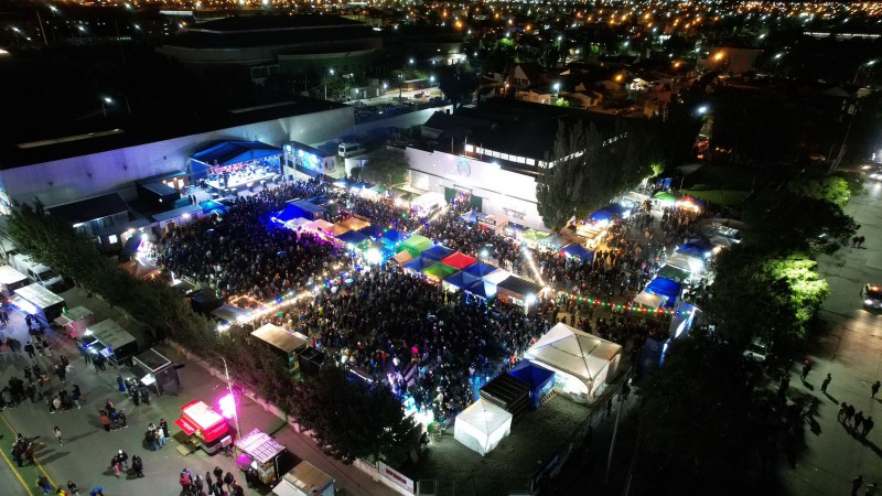 Festejos por el ANiversario de Ro Gallegos. 