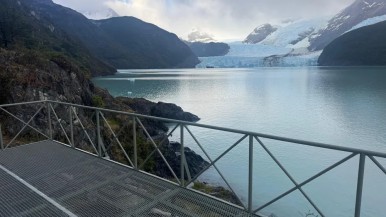 Inauguran nuevas pasarelas y un mirador en el Parque Nacional Los Glaciares