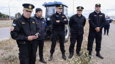 La Policía de Santa Cruz recibió 40 camionetas nuevas: a qué áreas irán  