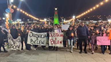 Marcha en Río Turbio por justicia para Belén Arce: familiares y amigos exigen respuestas