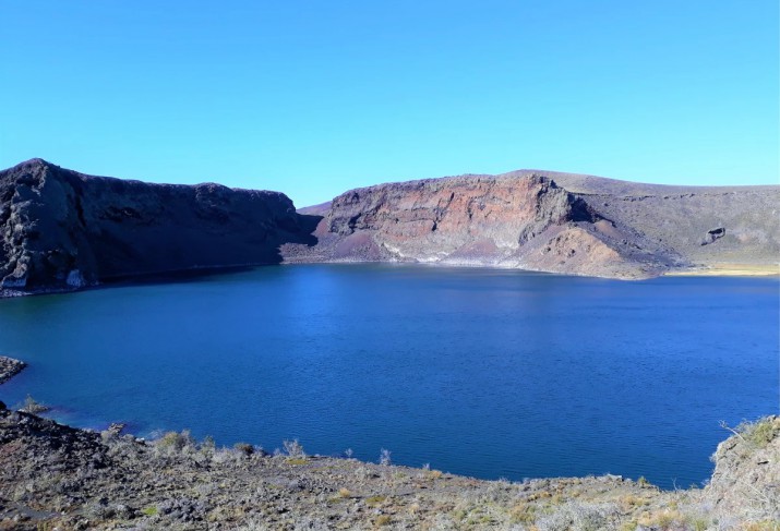 Laguna Azul, a 60 kilmetros de Ro Gallegos. 